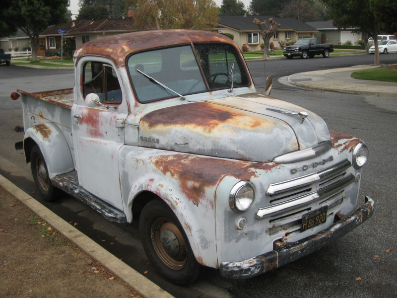 Illustration for article titled A Triumvirate Of Vintage Trucks Down On The San Jose Street